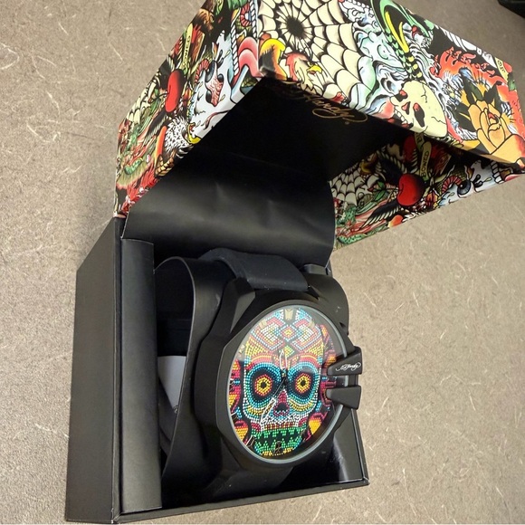 Bundle - Picture 2 of 7